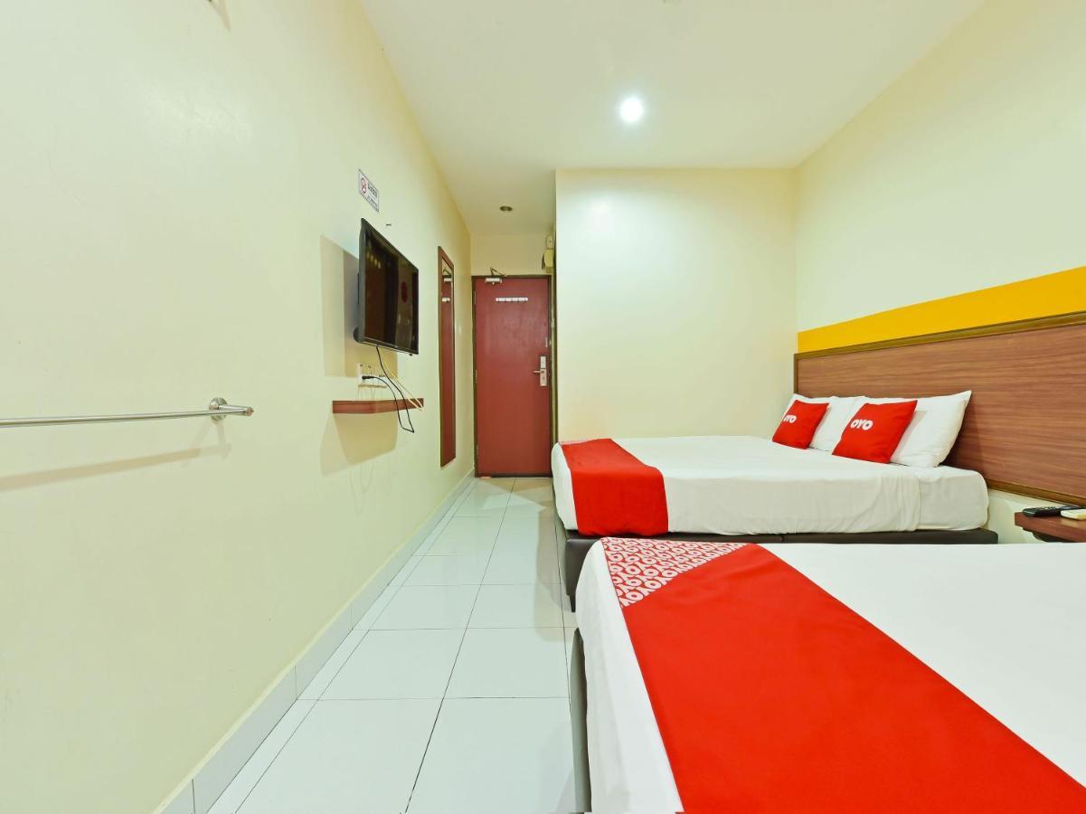 Oyo 575 Hotel Dns Ipoh Exterior foto